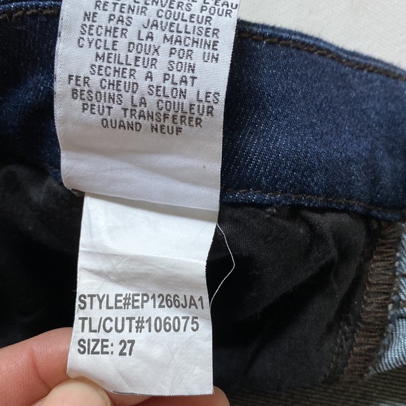 STS Blue Flare Jeans. Size 27 X 32” in length. - Picture 9 of 11